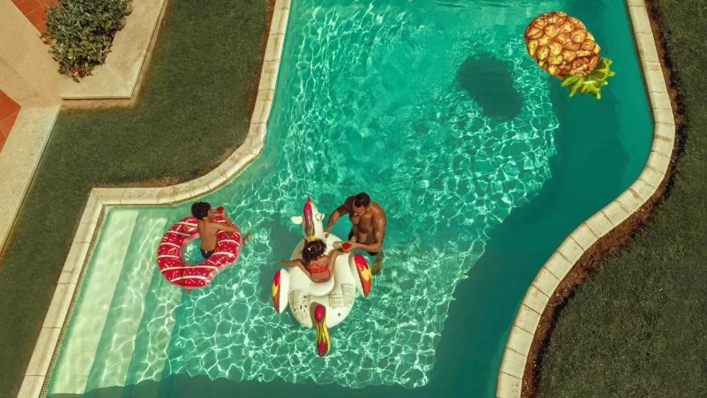 الفندق كانكون بيتش ريزورت - العين السخنة